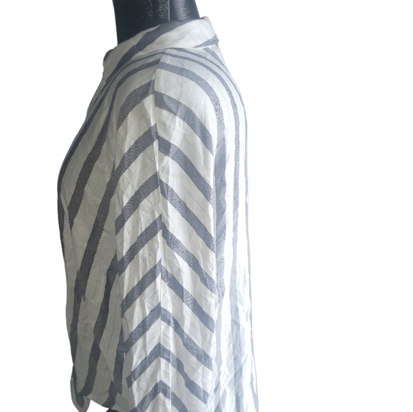 Jennifer Lopez White And Blue Striped Shirt M - Picture 5 of 7